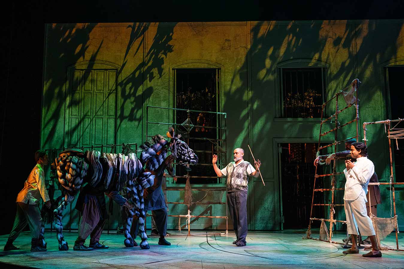 Life Of Pi (Review – Onstage) – 2nd from Bottom